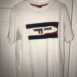 Vintage Tommy Hilfiger Tshirt
